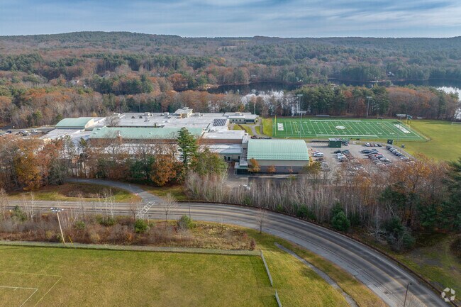 Oakmont Regional High School has  a student-teacher ratio of 13 to 1.