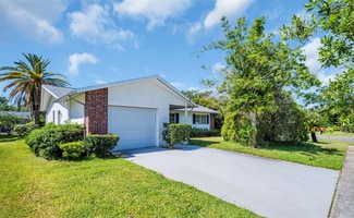 2950 Curling Ct, Palm Harbor, FL 34684