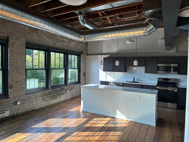 The Shop Lofts, Stoughton, WI 53589 - photo 3