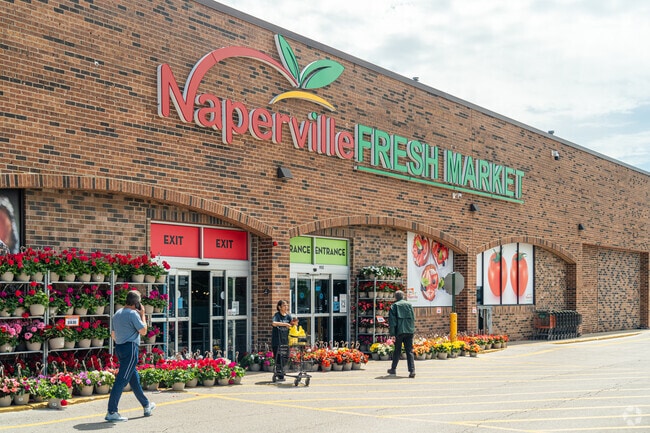 Naperville Fresh Market features international food, fresh produce &  meats in Brighton Ridge.