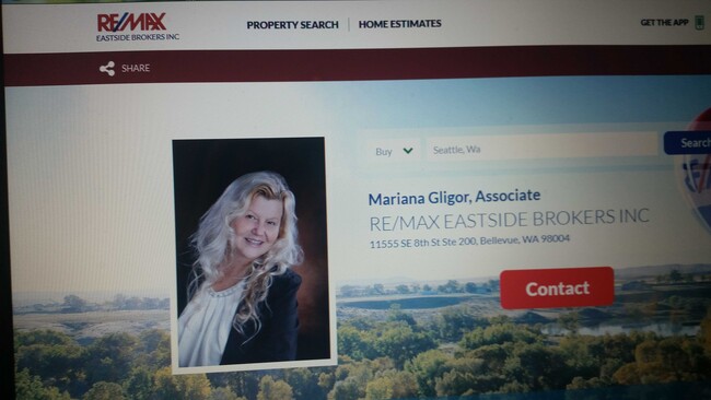Agent Photo