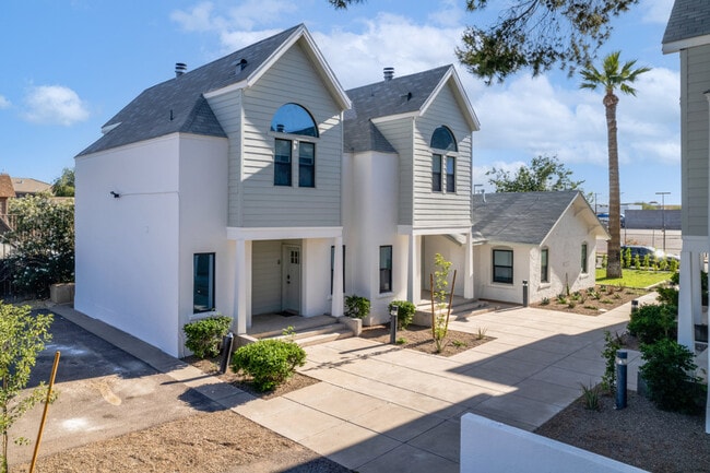 4641 N 8th Place unit ID1366950P, Phoenix, AZ 85014 - photo 7