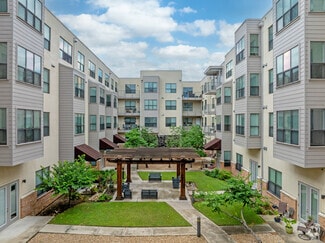 3801 Berkman Dr, Austin, TX 78723