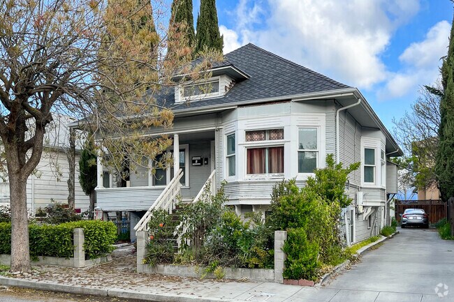 Classic Craftsman home in San Jose Downtown neighborhood.