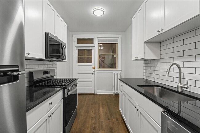 901 W Altgeld St unit 1B, Chicago, IL 60614 - photo 6