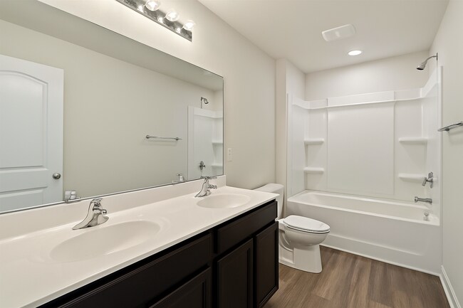 13416 Alpine Dr unit Bedroom 3, Charlotte, NC 28262 - photo 4