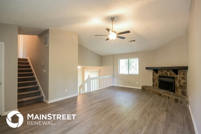 733 Emerald Forest Cir SW, Lawrenceville, GA 30044 - photo 2