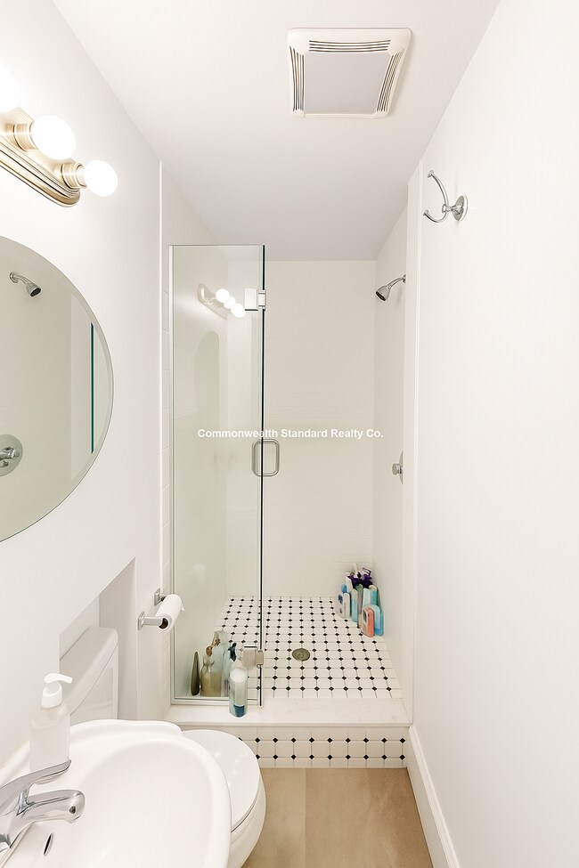 48 Ashford St unit 2, Allston, MA 02134 - photo 4