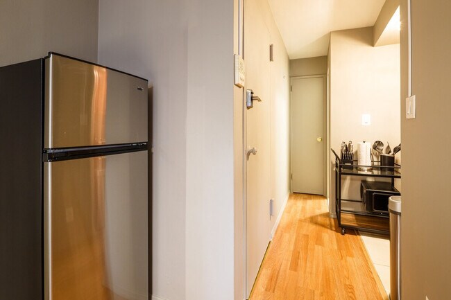 474 9th Ave unit ID1323926P, New York, NY 10018 - photo 5