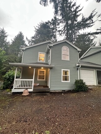 594 N Elm St, Cannon Beach, OR 97110