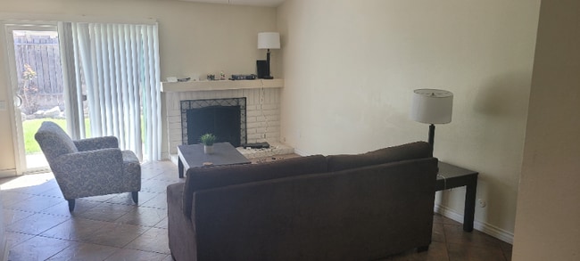 11180 Cochran Ave, Riverside, CA 92505 - photo 4