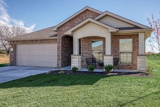 26562 W 84th St, Lenexa, KS 66227