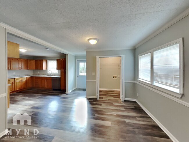 2620 21st St N, Bessemer, AL 35023 - photo 6