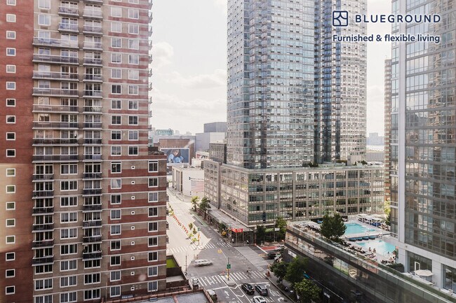572 11th Ave unit FL12-ID1519, New York, NY 10036 - photo 5