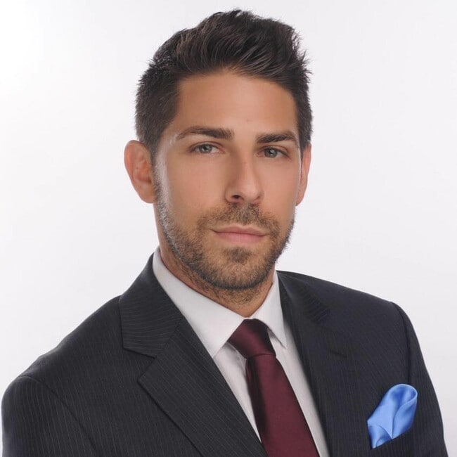 Agent Photo