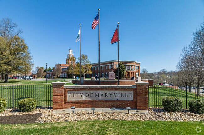 The neighborhood of West Maryville is a tight-knit community located in Tennesee.