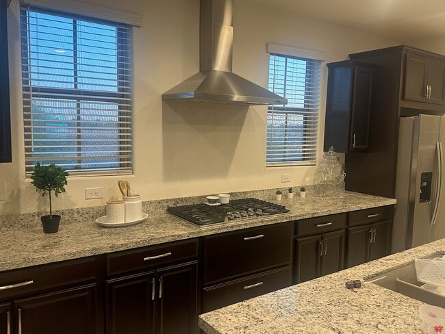 627 W Flintlock Way, Chandler, AZ 85225 - photo 2