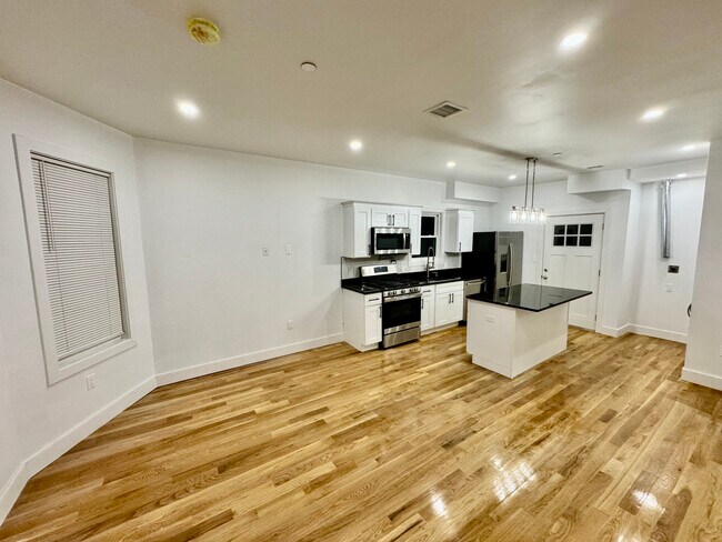 74 Corona St unit 2, Dorchester Center, MA 02124 - photo 2