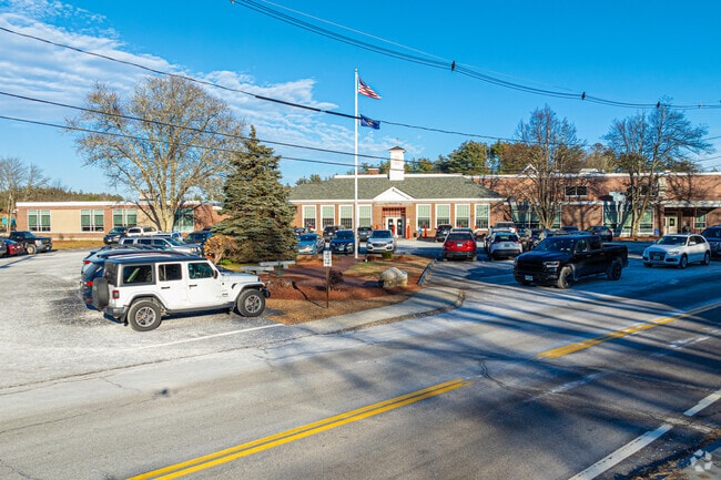 The experienced faculty are passionate about nurturing the growth of the students.