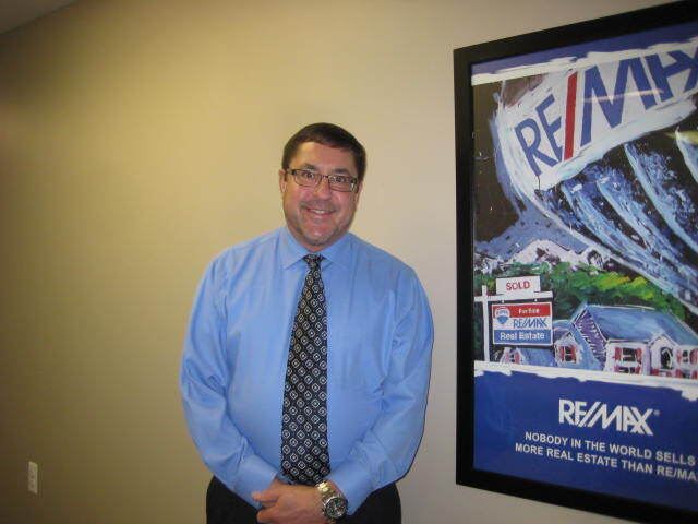 Agent Photo