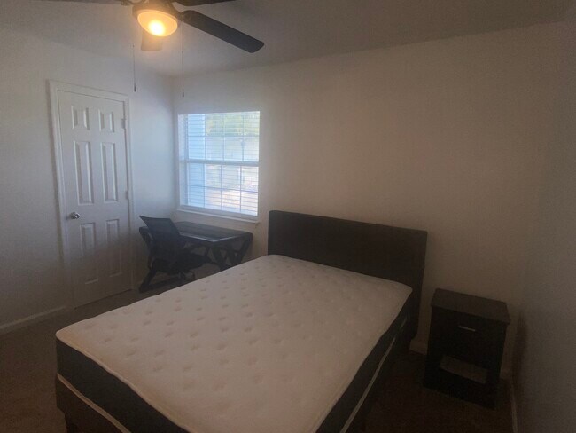 2195 Timberwood Cir N unit A, Tallahassee, FL 32304 - photo 6