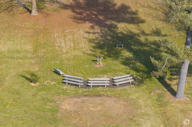 There is a small outdoor learning area at Darlington Elementary.