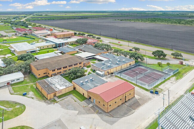 Mathis High School offers a variety of extracurricular activities like athletics and band.