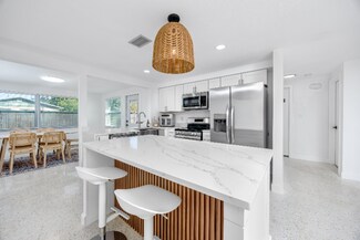 8641 Lantana Dr, Seminole, FL 33777