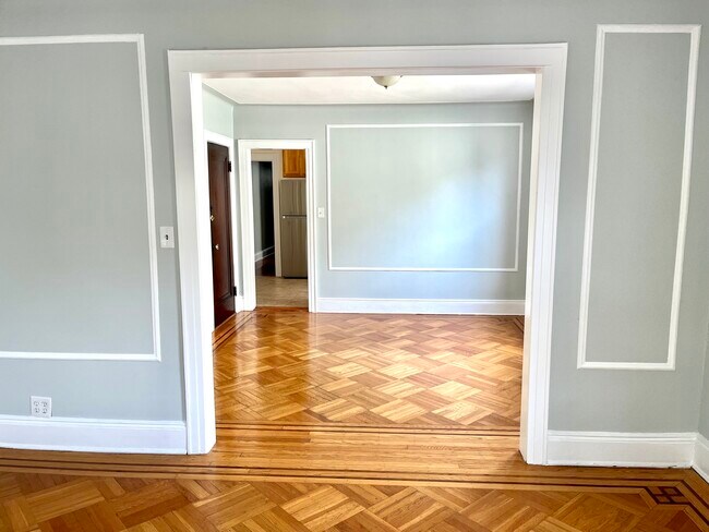 3942 55th St unit 2n Floor, Woodside, NY 11377 - photo 7