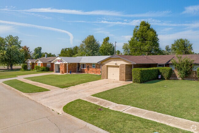 Meadow Lakes Park is aptly named for the park at its heart.