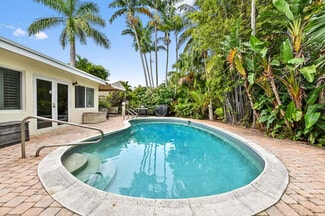 2101 NE 25th St, Wilton Manors, FL 33305