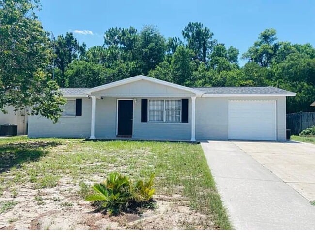 3743 Woodcock Dr unit House 1, New Port Richey, FL 34652 - photo 2