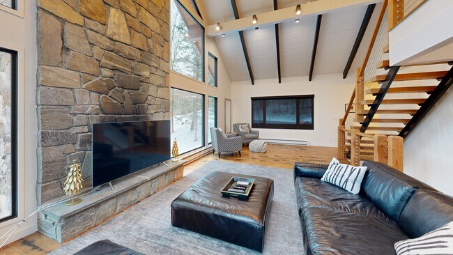 4 The Loop, Windham, NY 12496 - photo 2