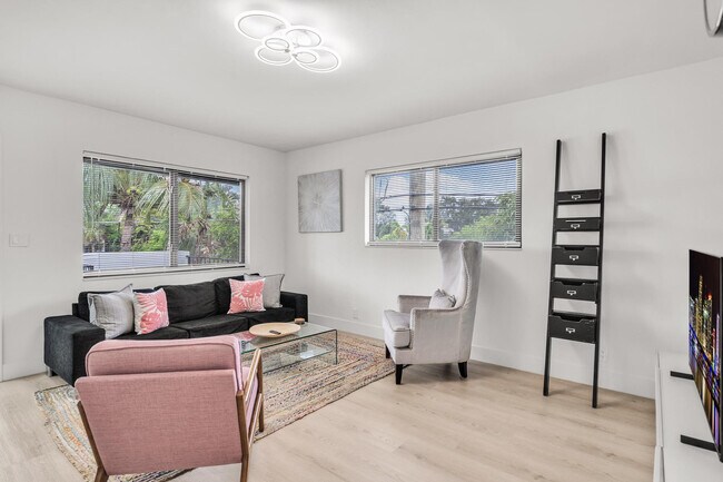 1634 SW 4th Ave unit ID1049784P, Fort Lauderdale, FL 33315 - photo 3