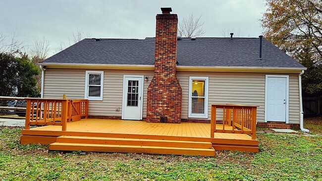 7027 Hildreth Ct, Charlotte, NC 28226 - photo 6