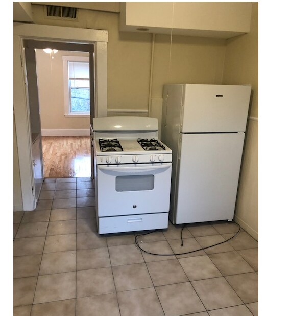 17 Bay St Unit 2L, Cambridge, MA 02139