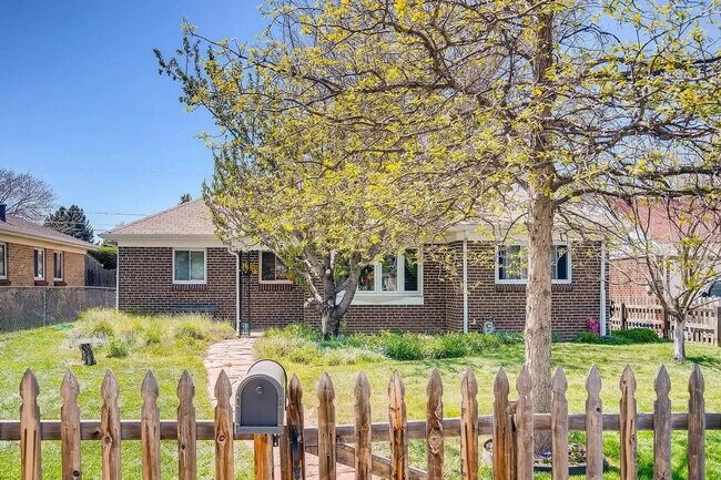 2933 Ivanhoe St unit ID1357994P, Denver, CO 80207 - photo 6