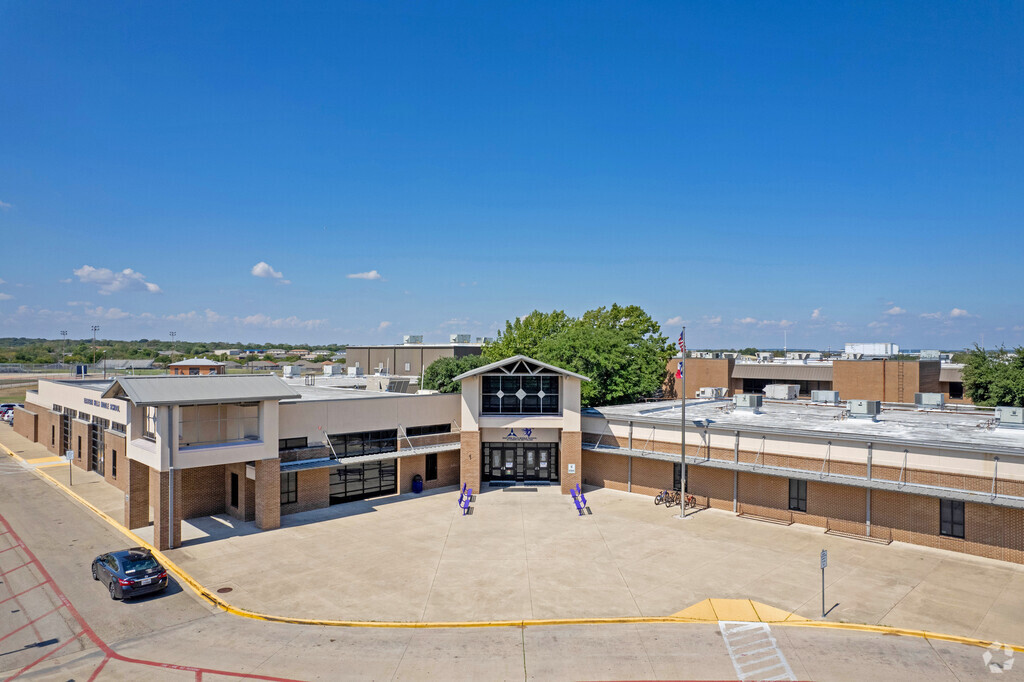 Eastern Hills Middle is a public school located in Harker Heights, TX.