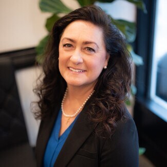 Wendi Hinton