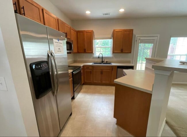 6941 Rogers Point, Lithonia, GA 30058 - photo 5