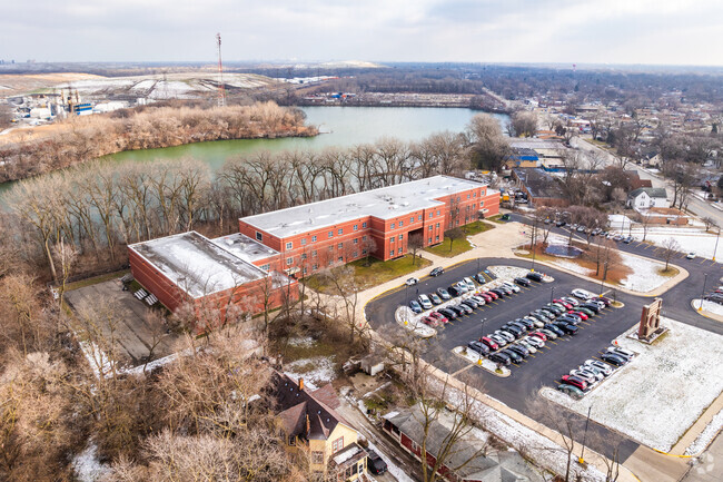 Lincoln Elementary School provides education in the neighborhood of 
Dolton
