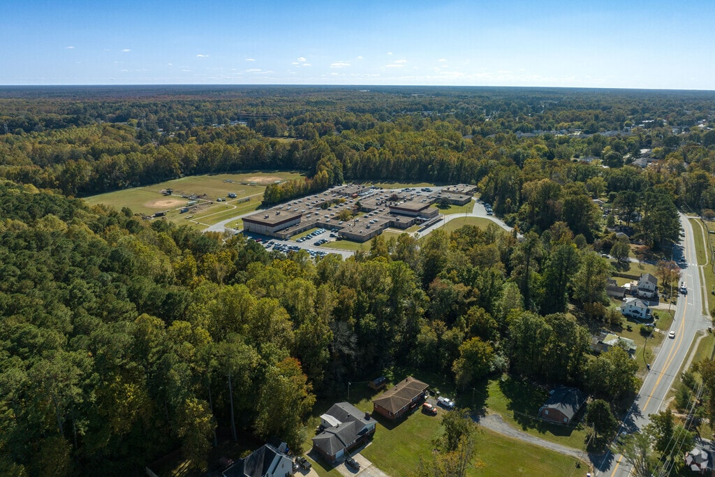 John F Kennedy Middle School is a public school located in Suffolk, Virginia.