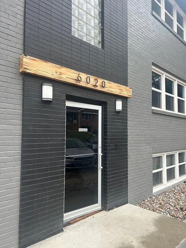 6020 Birch St Unit 1, Omaha, NE 68104