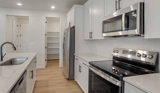 628 Clover Ln, Orange, VA 22960 - photo 5