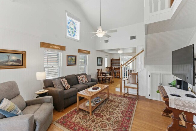 175 Fredericksburg Rd unit ID1351231P, New Braunfels, TX 78130 - photo 6