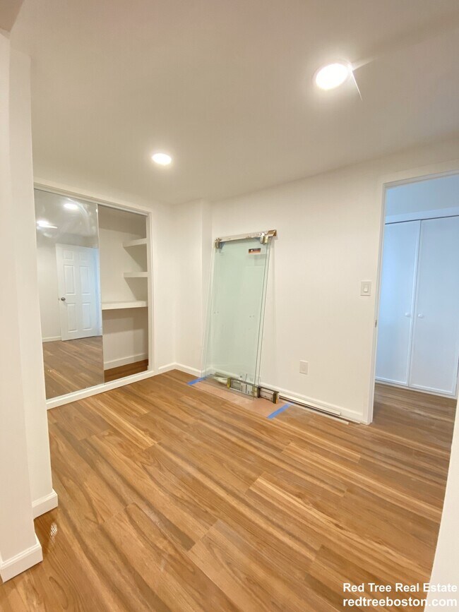 688 Parker St unit 1, Roxbury Crossing, MA 02120 - photo 6