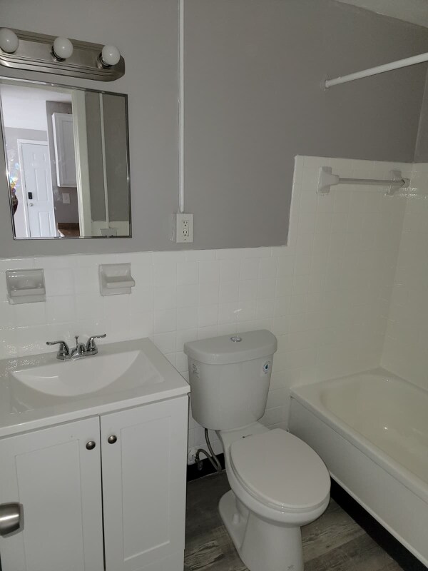 13420 Euclid Ave unit 13444-215, East Cleveland, OH 44112 - photo 5