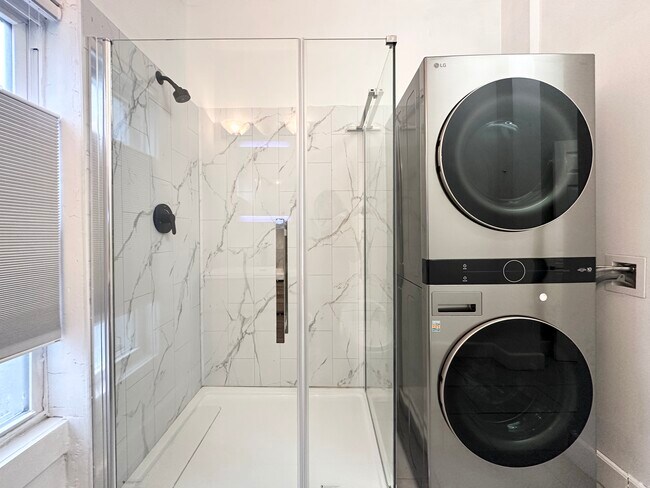 124 Almy St unit 1A, Providence, RI 02909 - photo 6