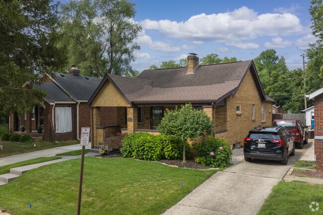 Bungalow-style homes in the Canterbury-Chatard reflect the trends of the early 20th century.