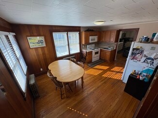 75 Brefni St Unit 1, Amityville, NY 11701